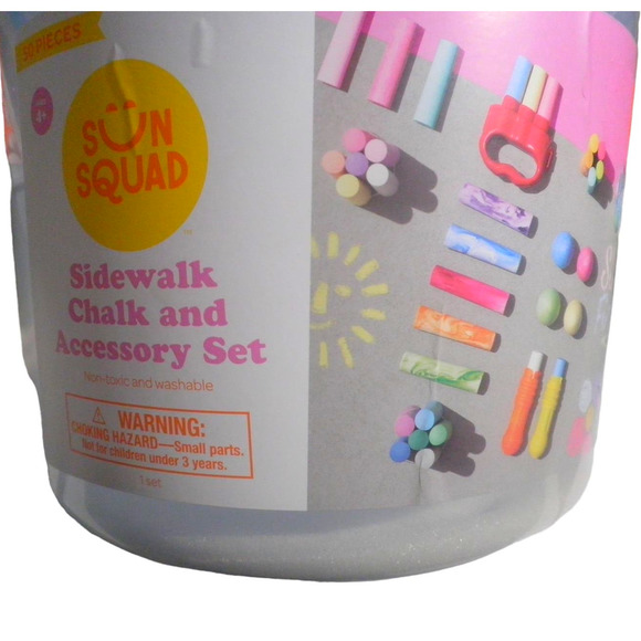 Sun Squad Chalk Set, 50 Pc Play Set, 41 Chalk, 4 Holders, 4 Stencils and Bucket - Picture 5 of 6
